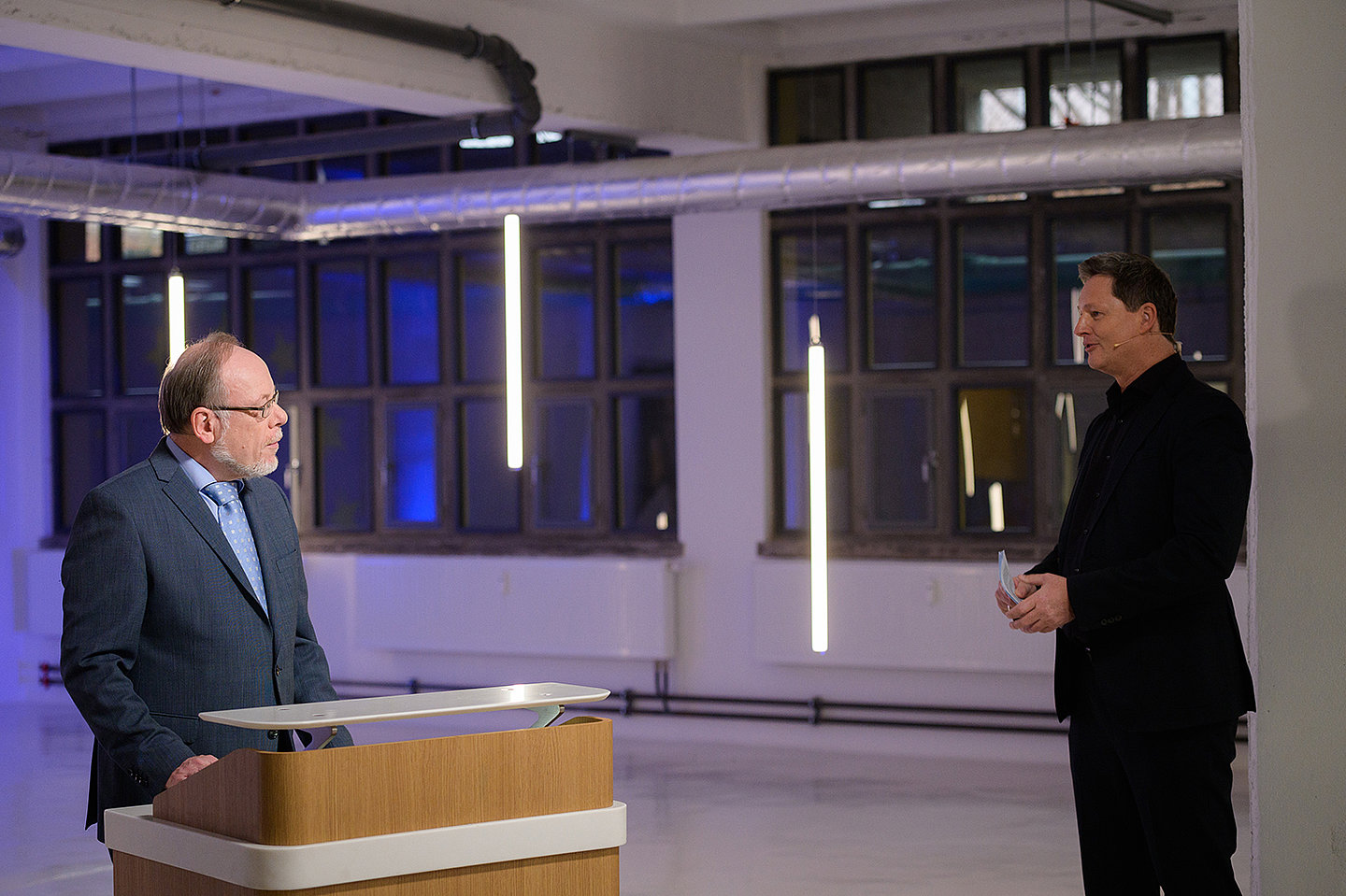 Volker Kurz (rechts) im gespräch mit Andreas Fritsch (links)