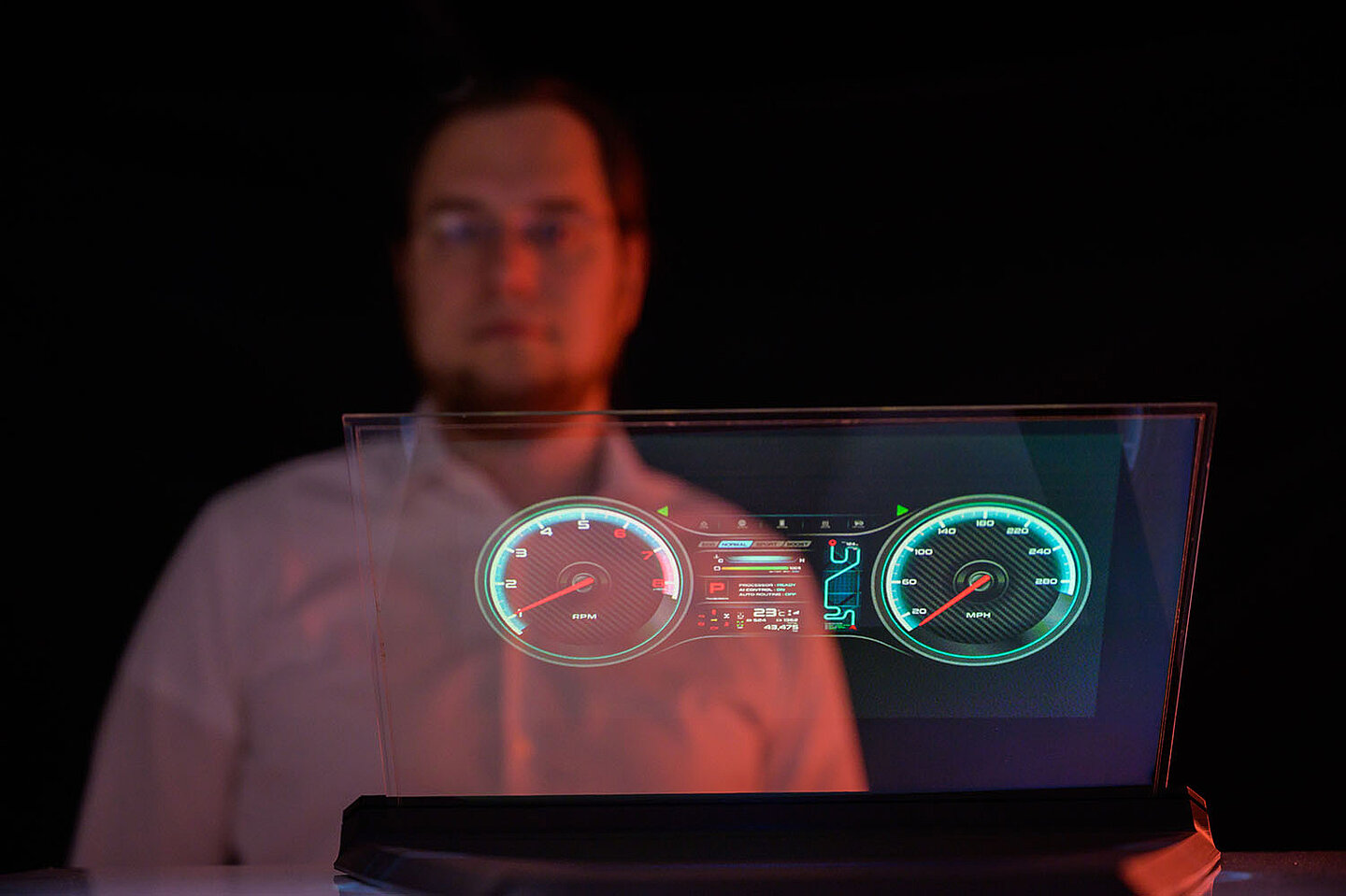 Vorführung mittels Projektion eines Kombi-Instrumentes.