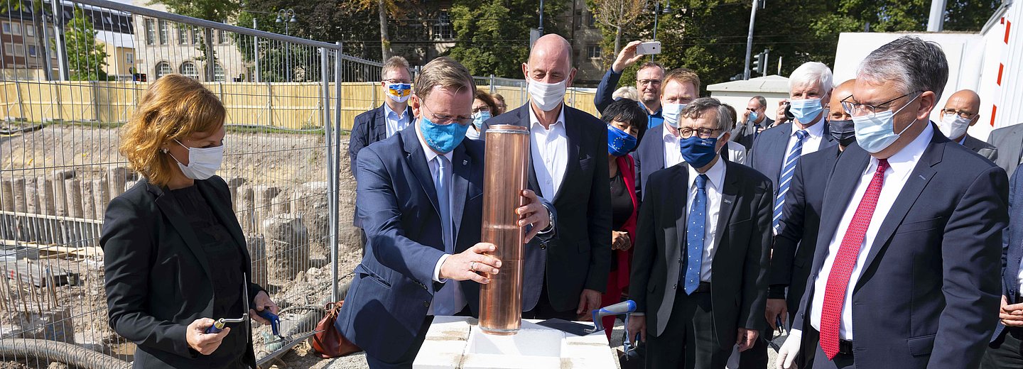 Universitäten Baubeginne Bauen Grundsteinlegungen Campusse